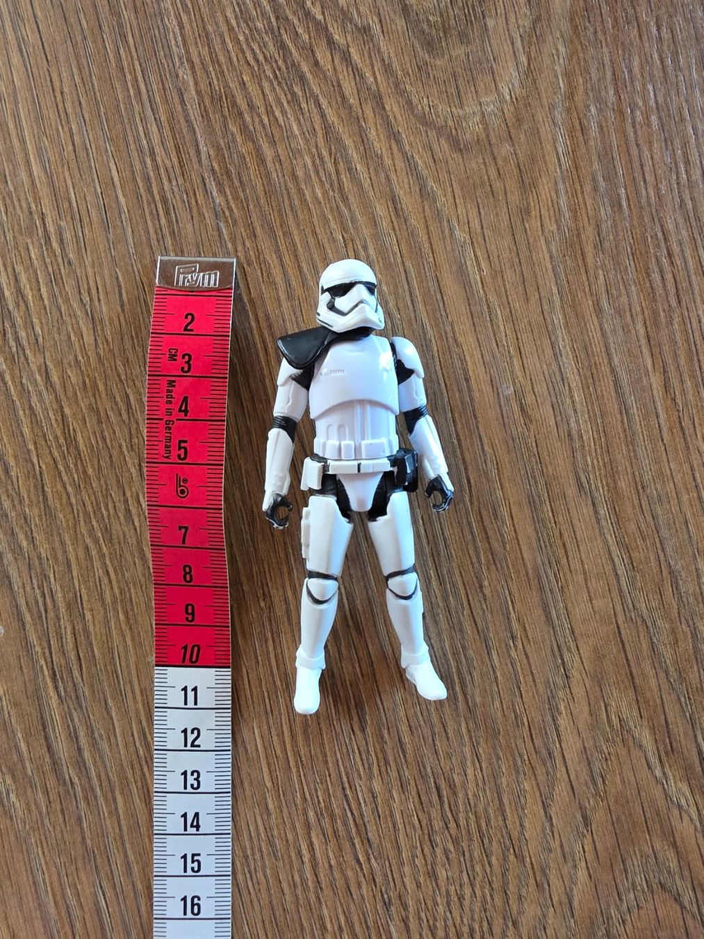 Jouets: Spielzeug Spielfigur Stormtrooper – D'occasion à Nebikon par Japostyle