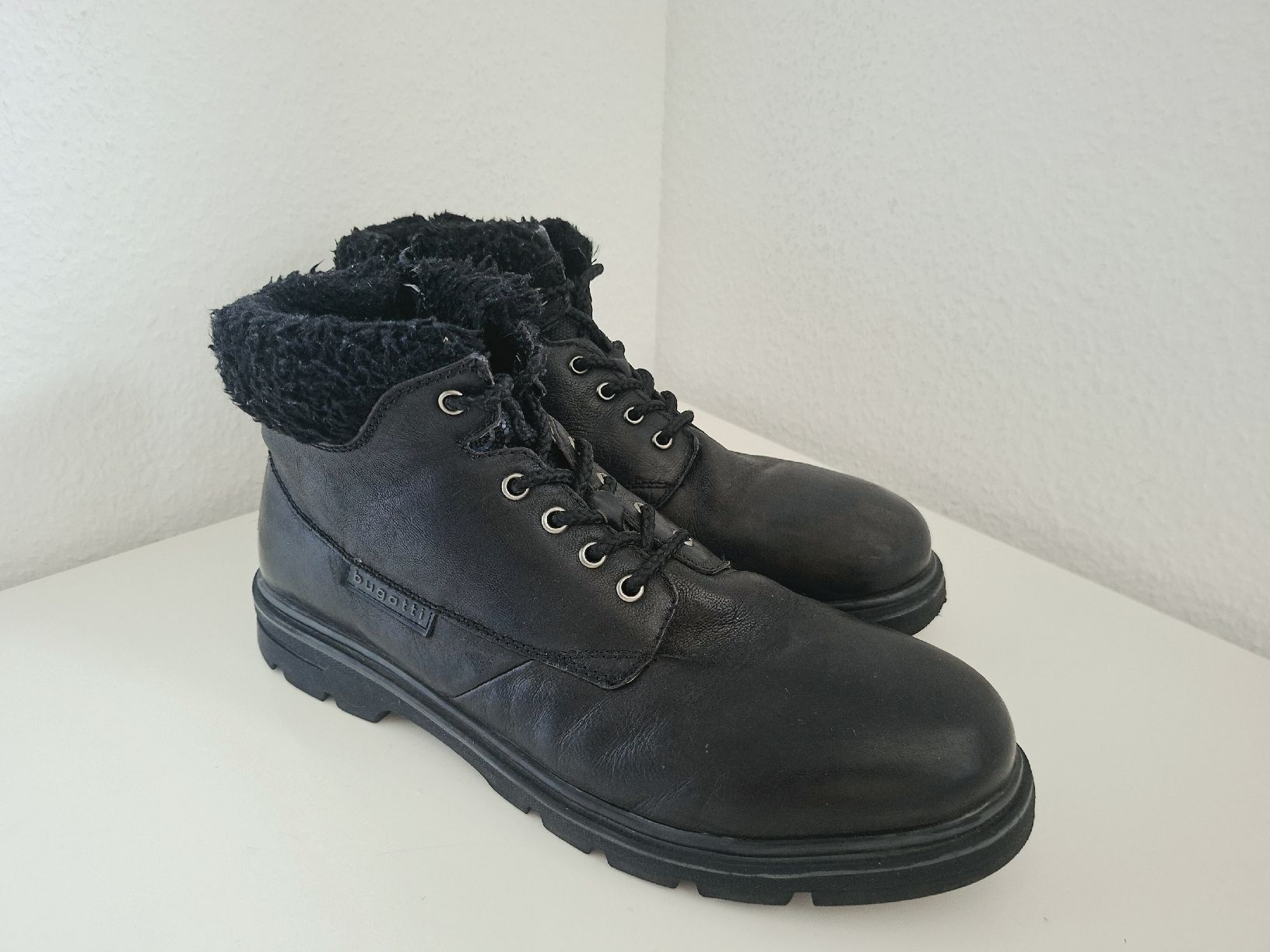 Bugatti Scarpe da uomo: Bugatti Lederstiefel Herren 45 Schwarz – Usato da Pieterlen venduto da jak_c2lj 1
