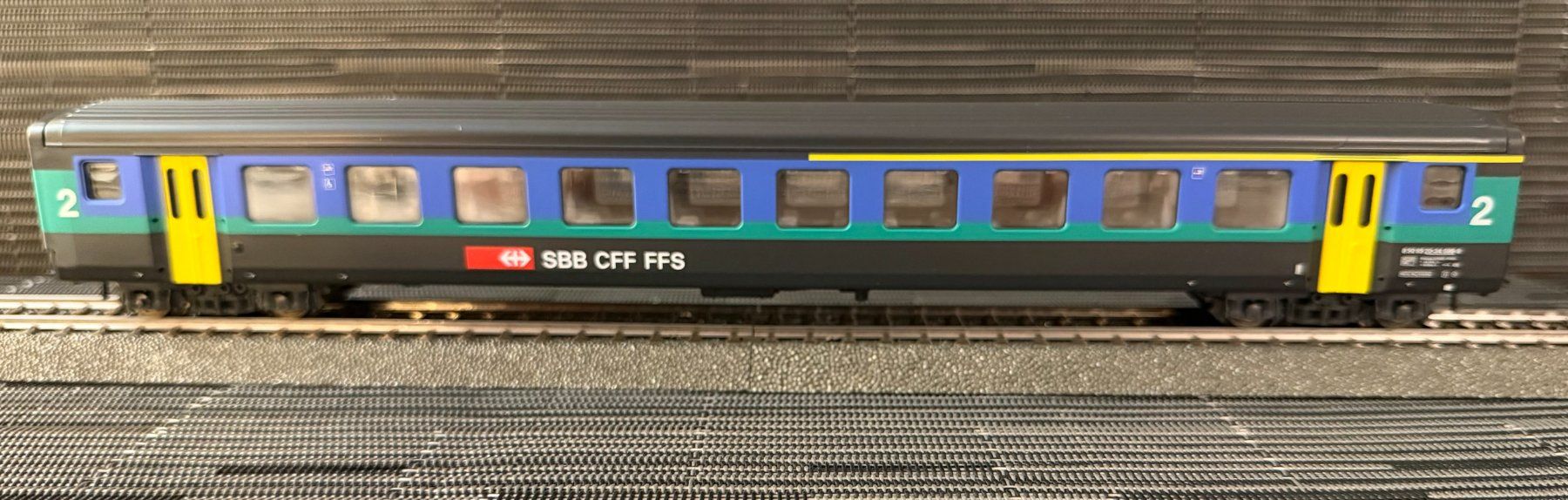 Roco Modellini di ferrovie: Roco H0 SBB EW II Interregio Prototyp, Top Zustand – Nuovo (secondo la descrizione) da Wallisellen venduto da rfl_w2tj 1
