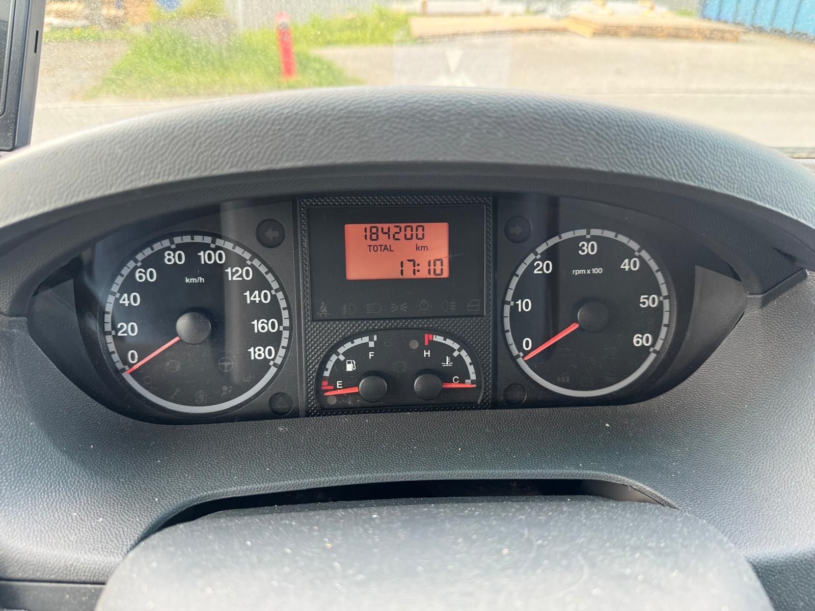Peugeot Veicoli commerciali: Peugeot Boxer – Usato da Allschwil venduto da Kabel05 4