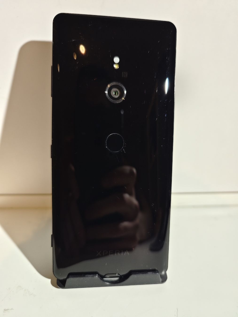 Sony Telefoni cellulari / Smartphones: Sony Xperia XZ2 oder XZ3 - defekt – Difettoso da La Tour de Peilz venduto da Dejobokin