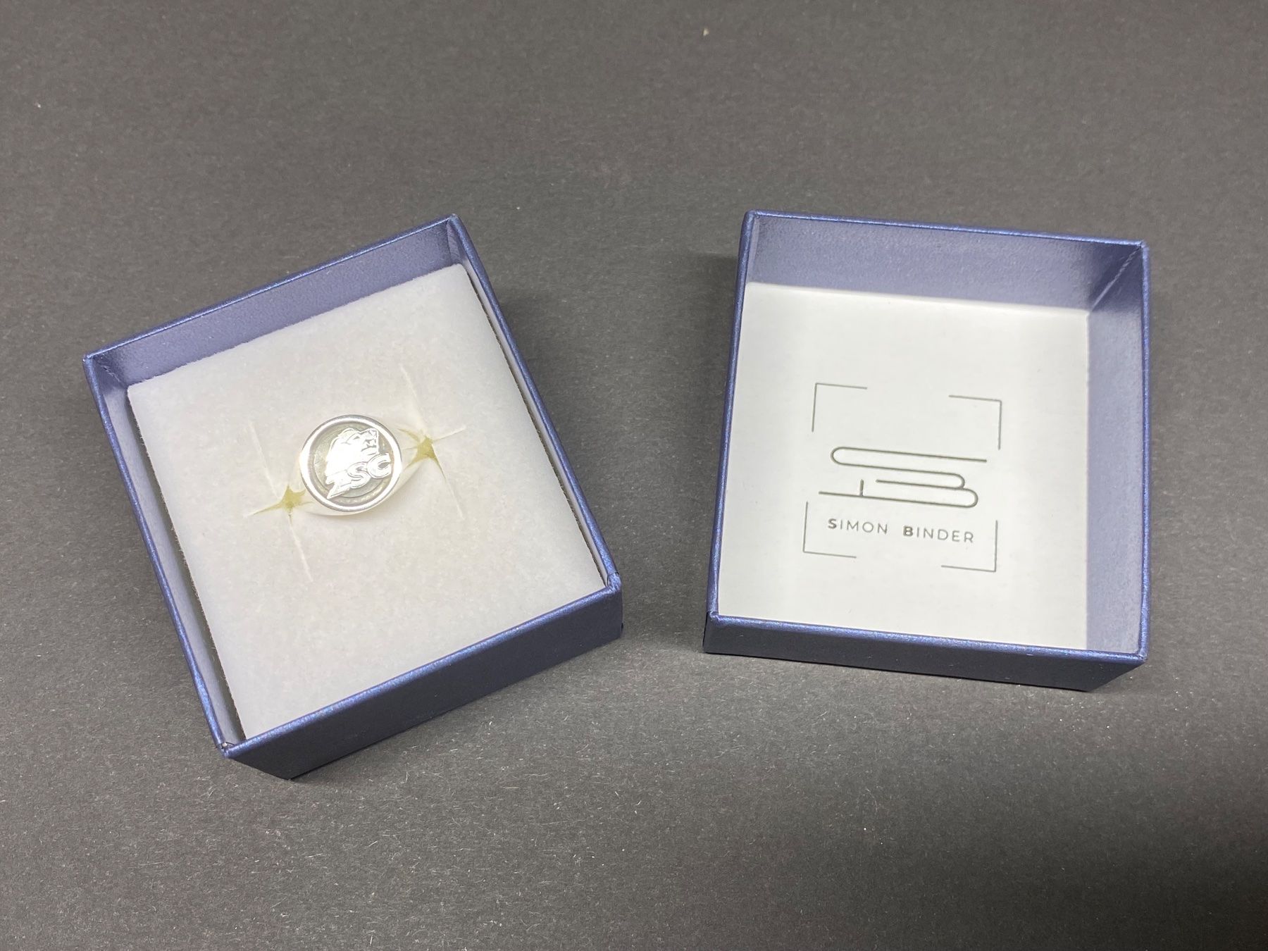 Anhänger: ZSC Lions Ring – Neu und originalverpackt aus Zürich von GoldschmiedBinder 4