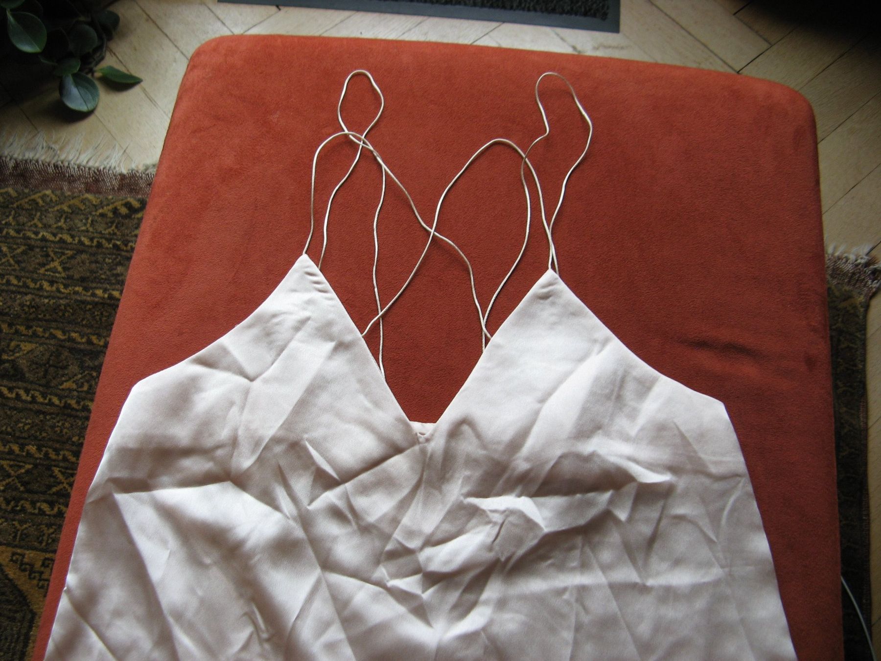 T-shirt: Shirt Gr. 38 oder Negligee von Showpo – Usato da Zürich venduto da apil 1