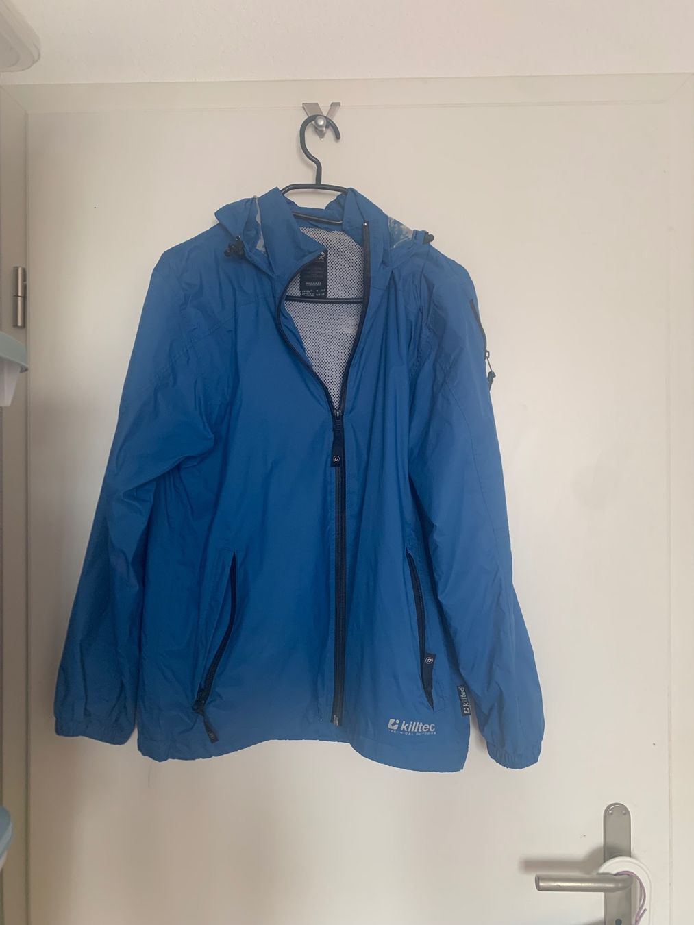 Jacken: Killtec Regenjacke blau – Gebraucht aus Bettlach von valishop