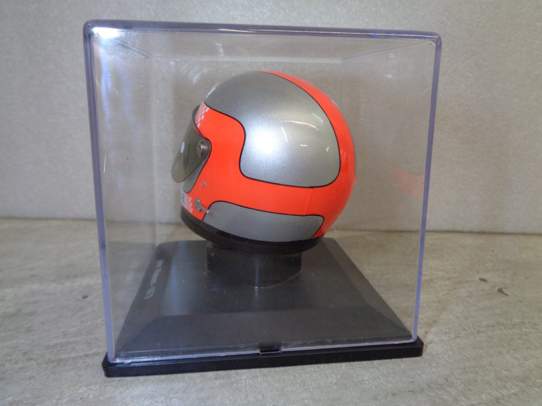 Modellautos: 1:5 Spark Casque de Formule 1 Formel 1 John Watson 1979 – Neu und originalverpackt aus Reconvilier von rallycar 3