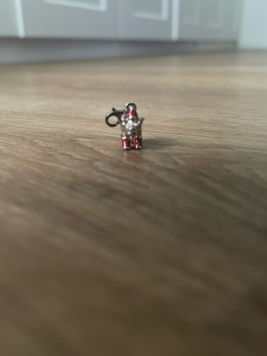 Thomas Sabo Ciondoli: Thomas Sabo Charm kleines Schwein mit Mütze  – Usato da Bassersdorf venduto da Sandy456