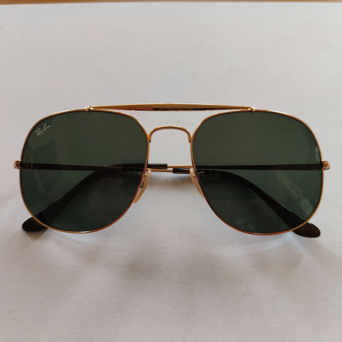 Ray-Ban Occhiali & Lenti: Lunettes de soleil Ray-ban Dorées – Nuovo (secondo la descrizione) da Châtelaine venduto da Dan_pfw5