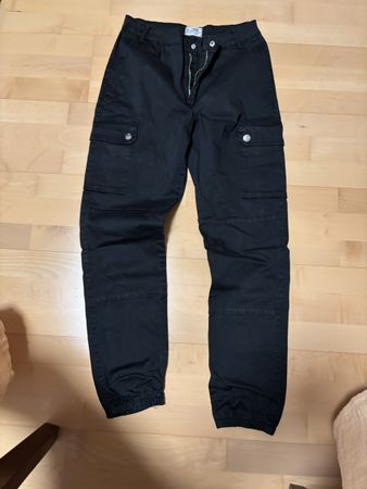 Schwarze Hose 40