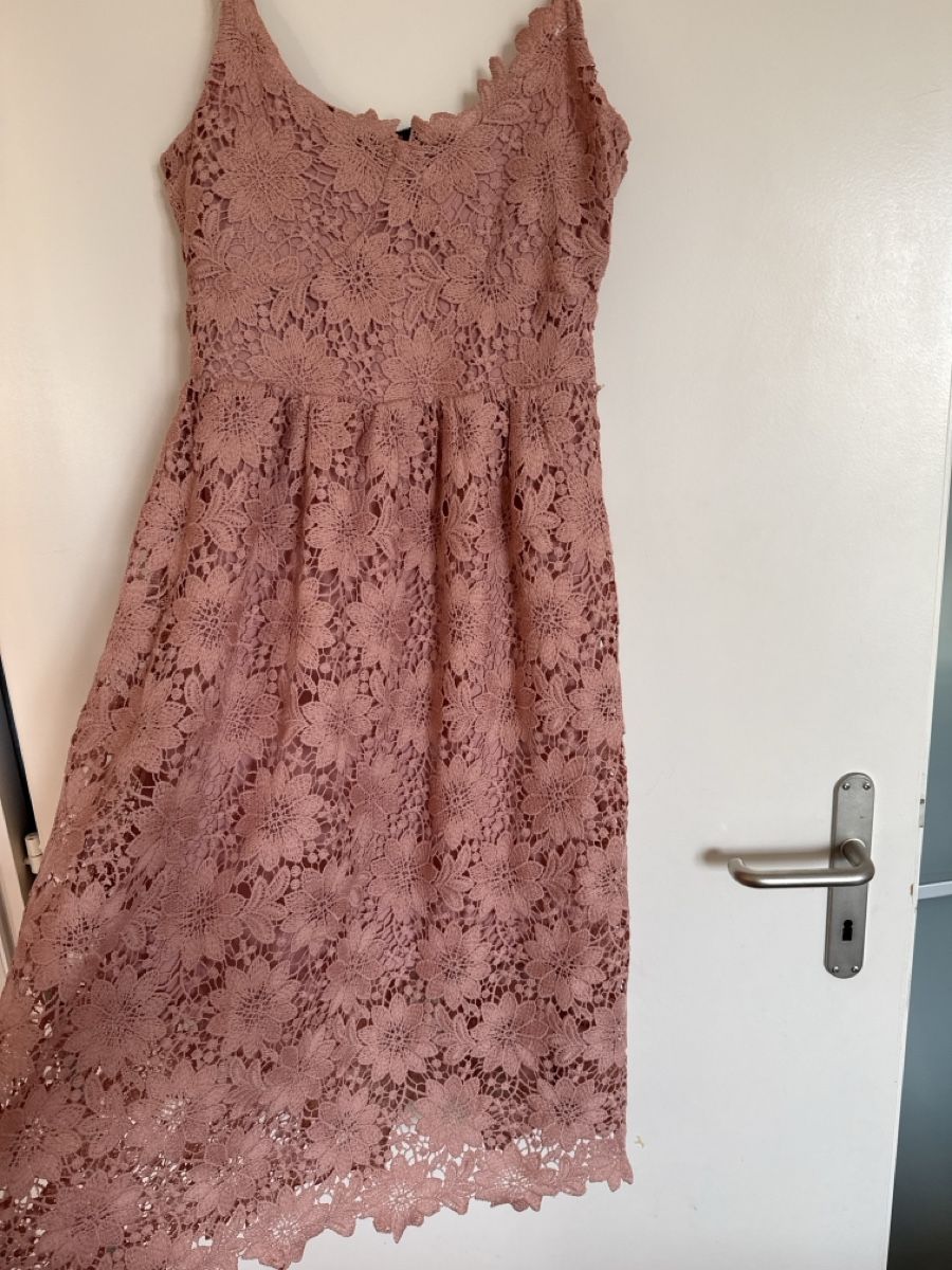 Vero Moda Kleider: Jolie robe rose Vero Moda  – Gebraucht aus Crassier von GGblue23515 5