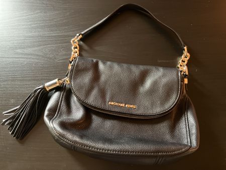 Michael Kors Handtasche, schwarz, Top Zustand