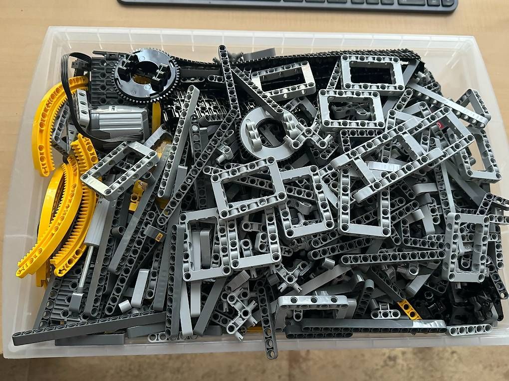 Technics Kit di costruzioni: LEGO Schaufelradbagger 42055 – Usato da Alberswil venduto da Bvb 2
