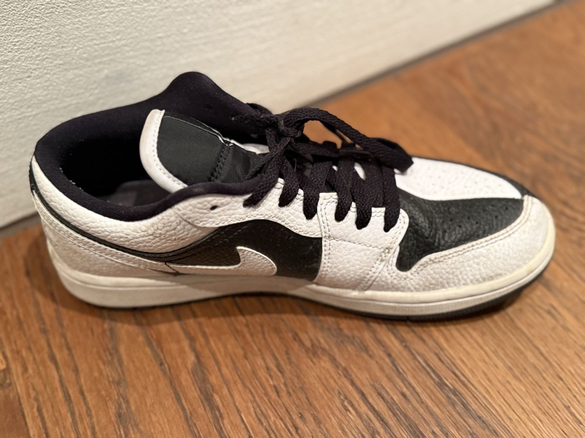 Jordan Damenschuhe: Nike Air Jordan 1 Low Panda - Gr. 39 – Gebraucht aus Niederbüren von Debby09 1