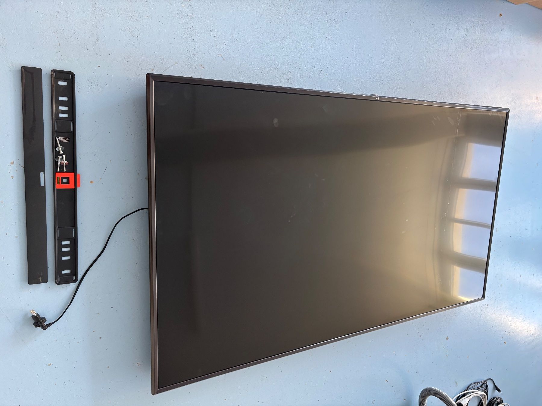 Fernseher: LG Screen 86" UHD TV – Gebraucht aus Zürich von mar_hs6l 2