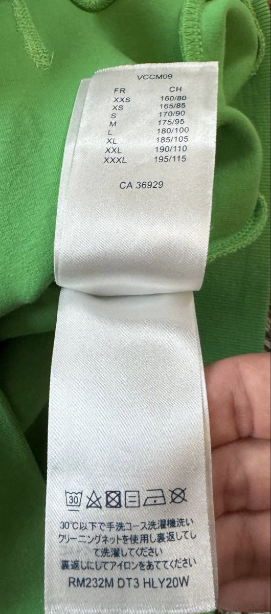 Louis Vuitton Pullover & Sweatshirts: Louis Vuitton  – Gebraucht aus Pfäffikon ZH von Nataliia. 3