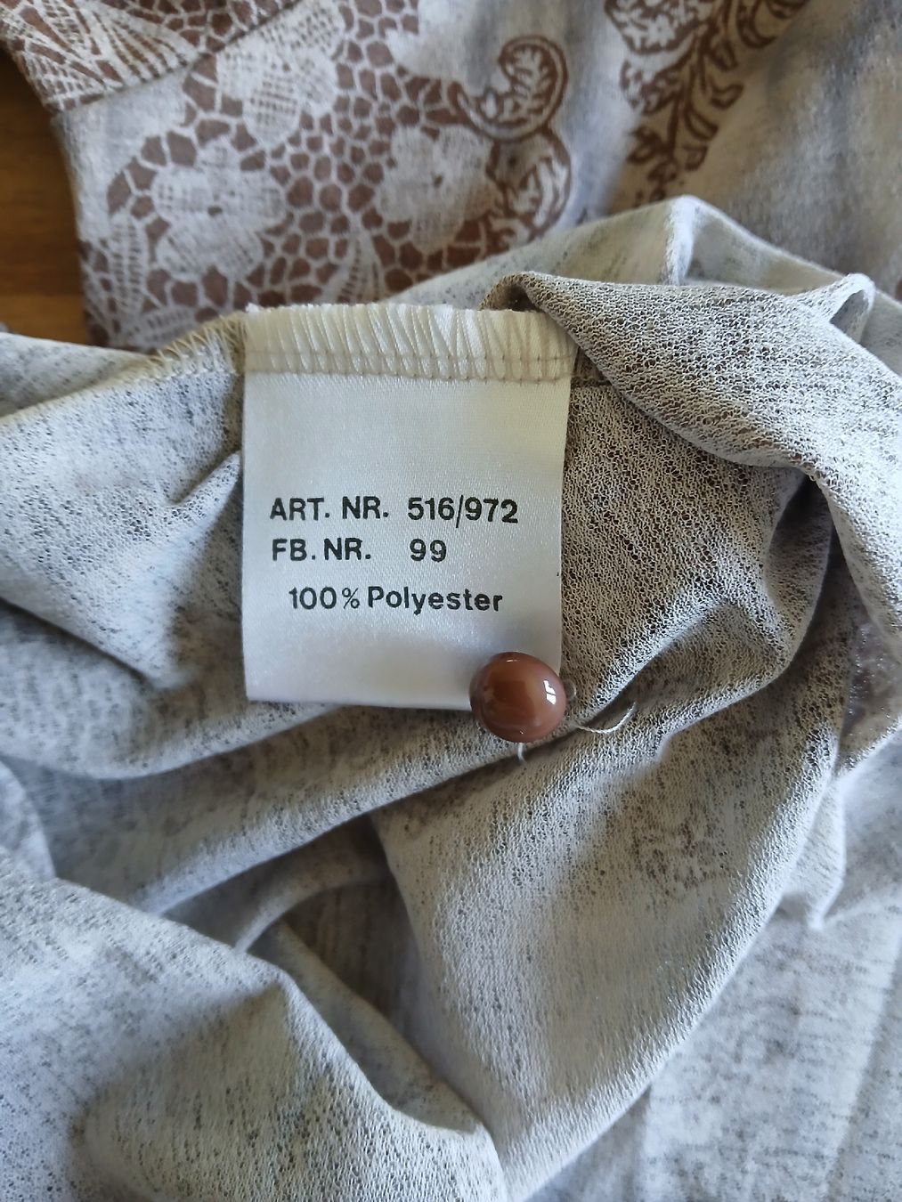 Blusen: Bluse Langarm Kragen Grösse Unbekannt 100% Polyester – Gebraucht aus Dübendorf von LoRi-2026 4