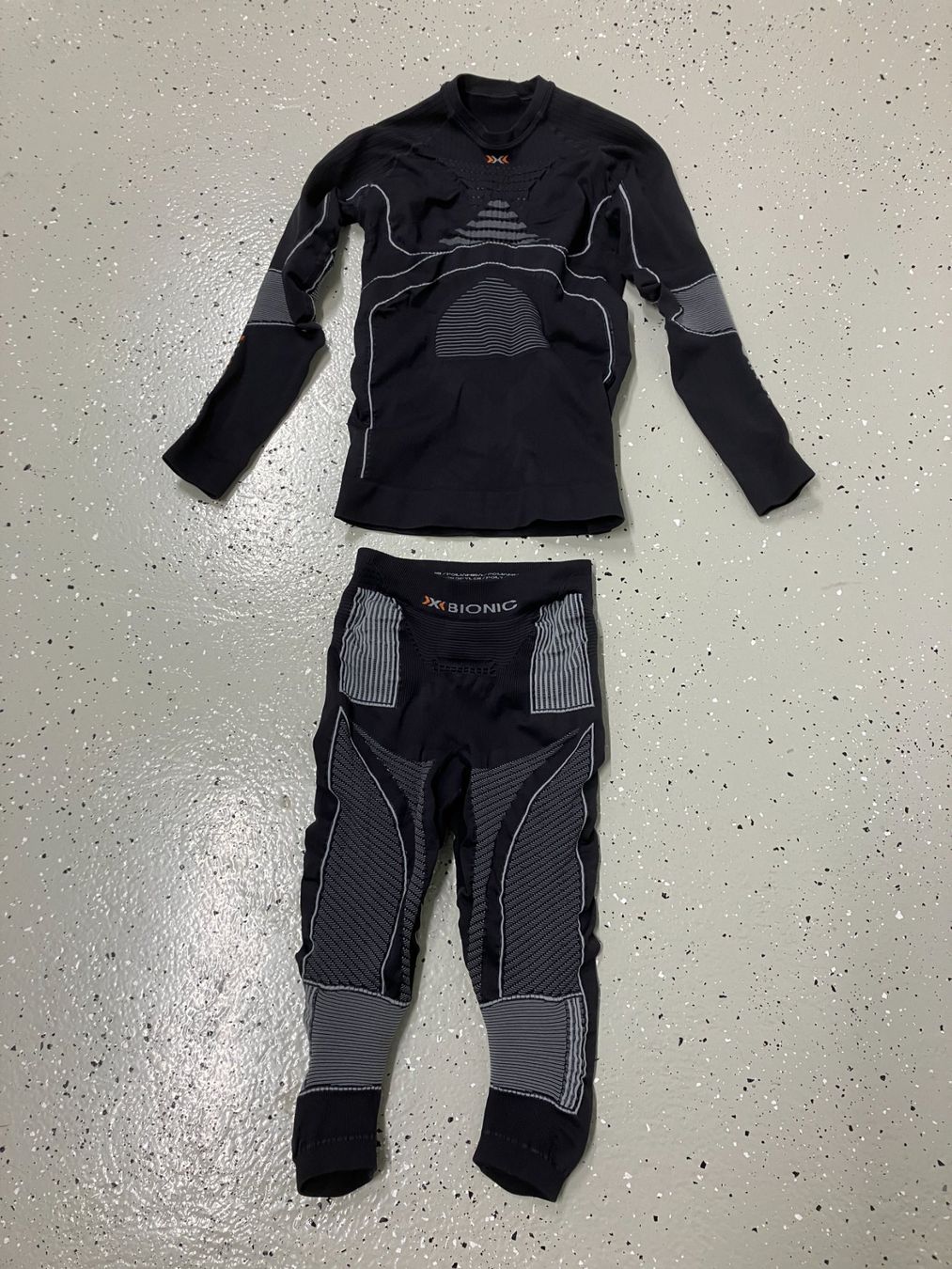X-bionic Sous-vêtements: X-BIONIC Thermounterwäsche-Set – D'occasion à Lenk im Simmental par Jrg7410