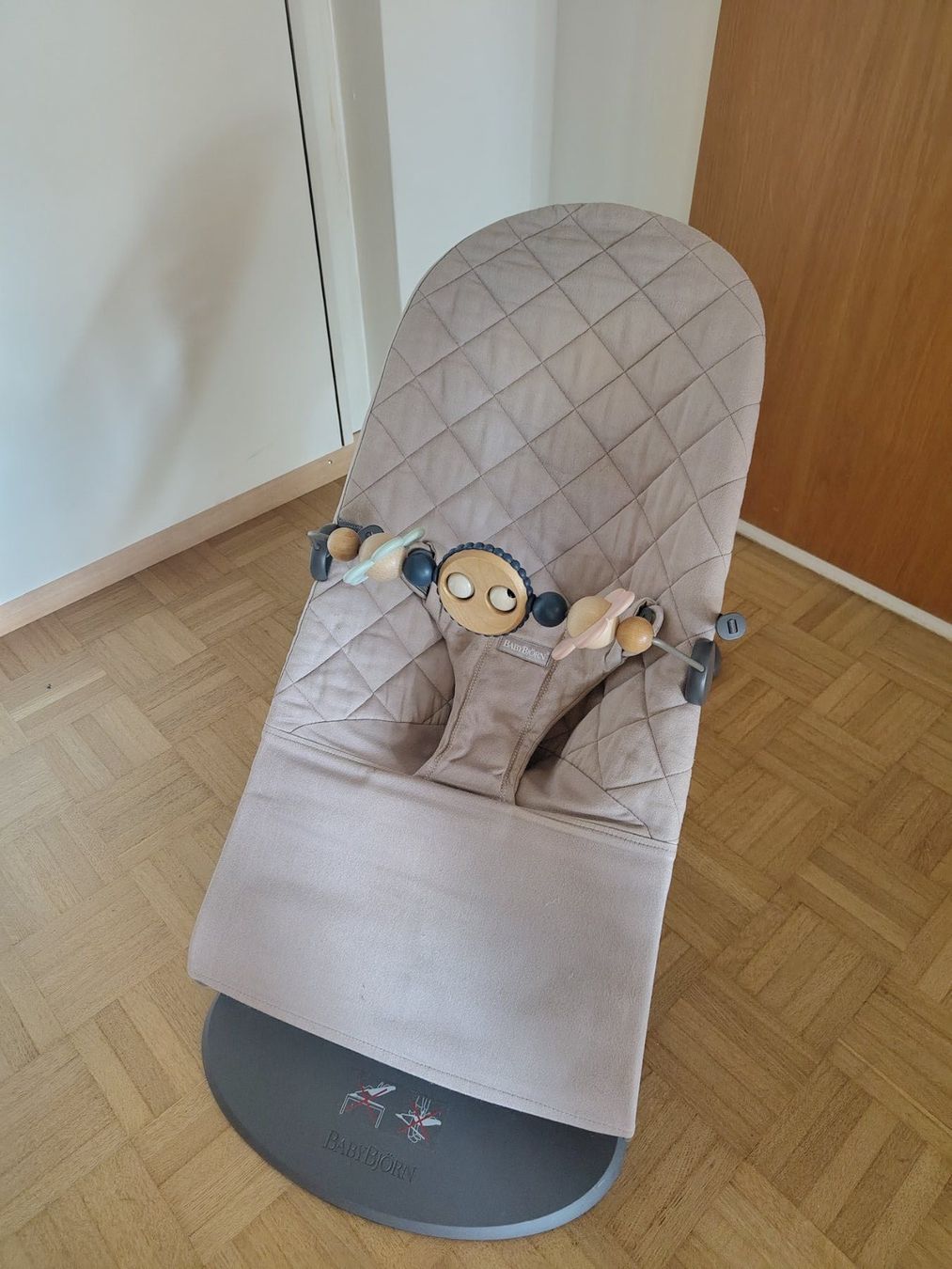 Babybjörn Bascules & balançoires: Bébé transat BabyBjorn – D'occasion à Genève par sar_7xnp