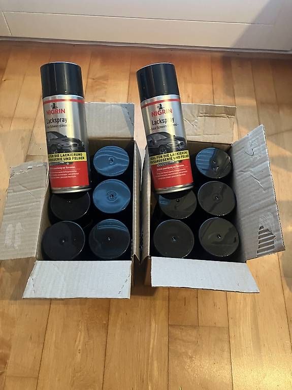 Colori: Nigrin Lackspray schwarz glänzend 400ml – Usato da Pfeffikon LU venduto da willi2012d 1