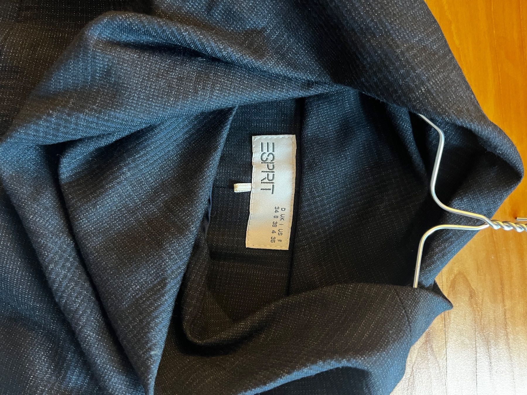Vestiti: Esprit Damen Kleid ärmellos Gr. 34 – Usato da Horgen venduto da adrigas 8