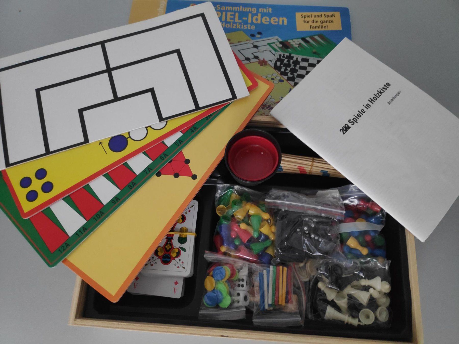 Giochi: 200 Spielebox – Nuovo (secondo la descrizione) da Sirnach venduto da Trekk64 1