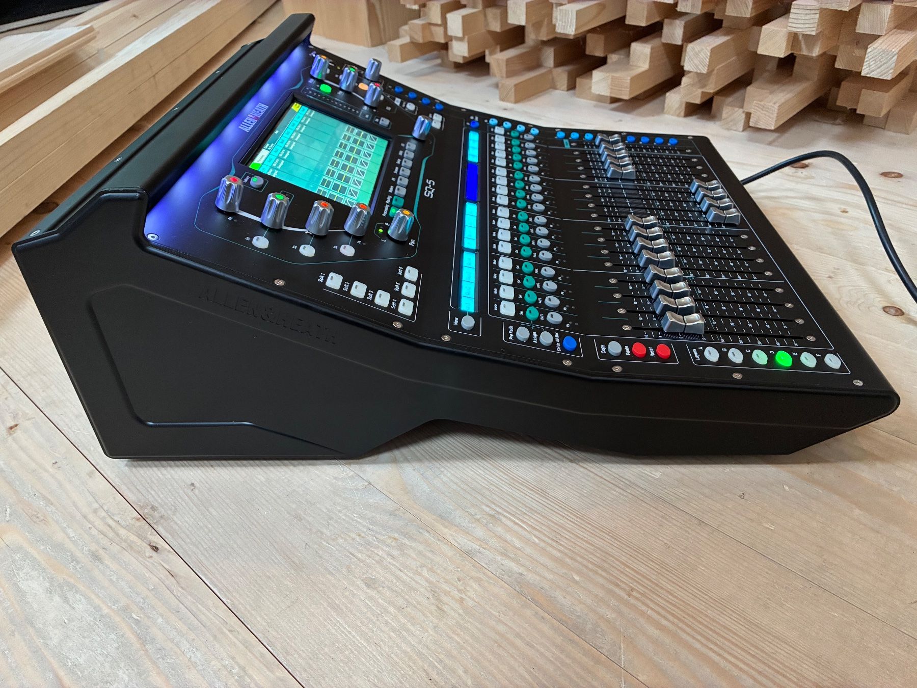 Allen & Heath Console di mixaggio: Allen&Heath SQ5 – Usato da Bern venduto da _samuel 2