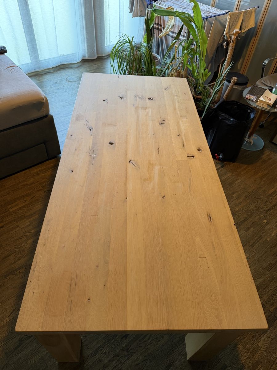 Tavoli: Massivholz Tisch Hellbraun Ess- oder Wohnzimmer 200x90x78cm – Usato da Bönigen venduto da F4IR 2