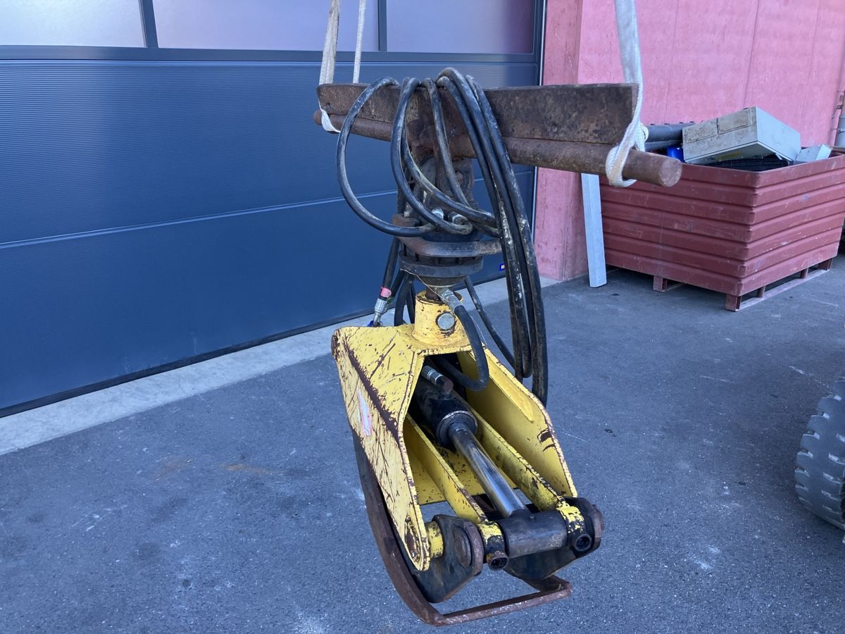 Pinze: Rückezange an Traktor  – Difettoso da Uerkheim venduto da Dealer-4813