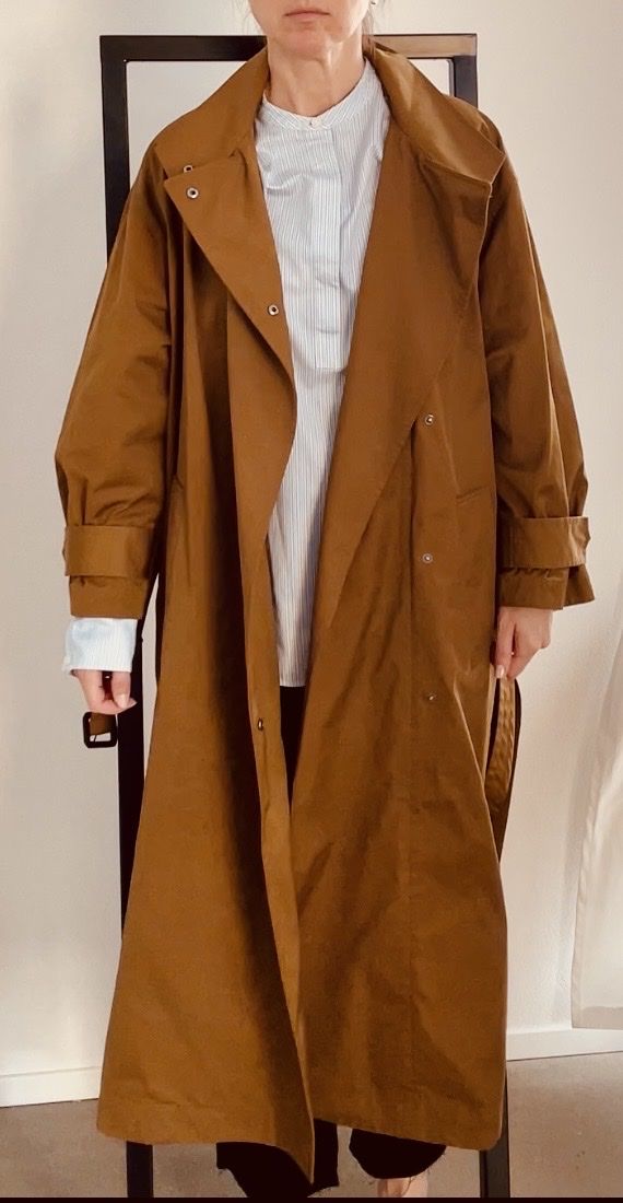 Comptoir des Cotonniers Cappotti: Comptoir des Cotonniers Oversized Trenchcoat – Usato da Zürich venduto da eka_5xfb 4