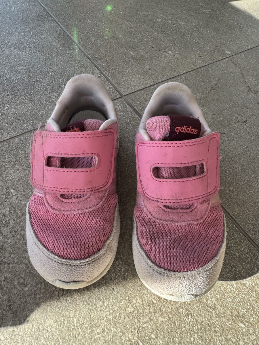 Adidas Chaussures garçon: Adidas – D'occasion à Ruvigliana par lux_t2sb 4