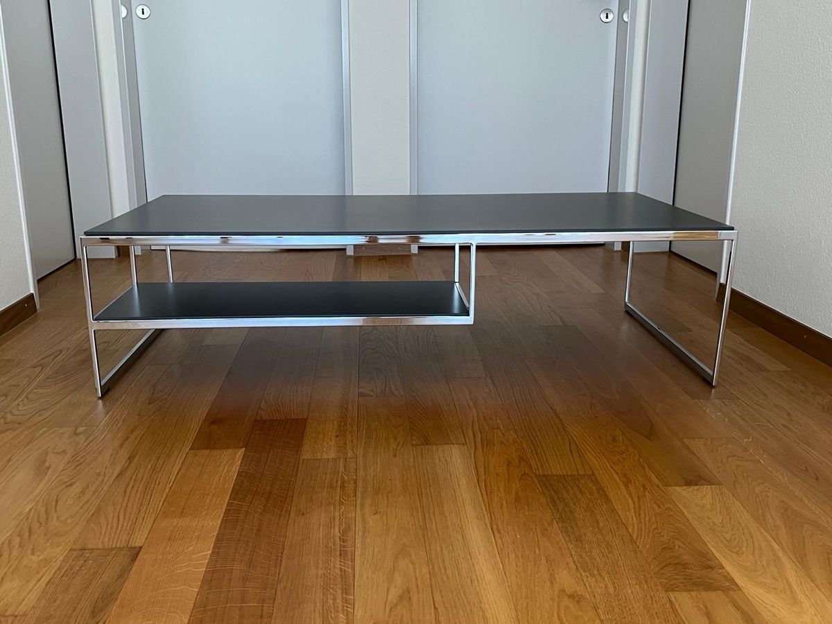Tables: Salontisch mit Ablage Chrom Glas Schwarz – D'occasion à Fehraltorf par car_5mk7