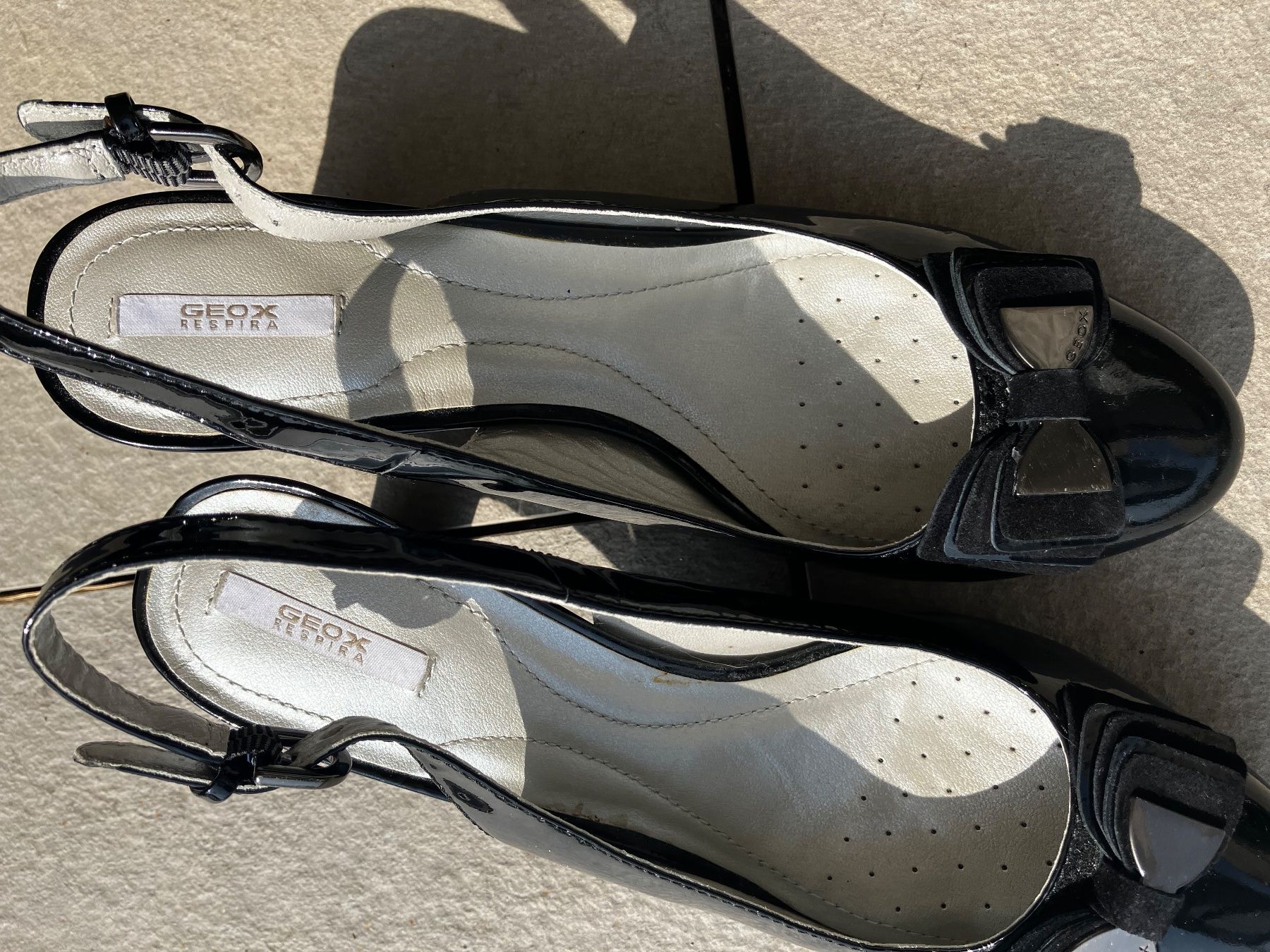 Geox Scarpe da donna: Schuhe schwarz Lack – Usato da Hildisrieden venduto da lau_hxg8 7