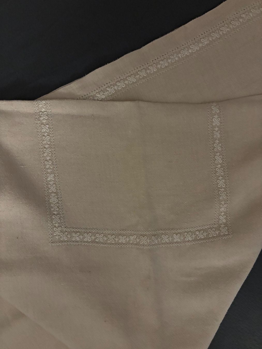 Sonstige Tischwäsche: Tischtuch gross – Gebraucht aus Niederbipp von fashionfuchs 4
