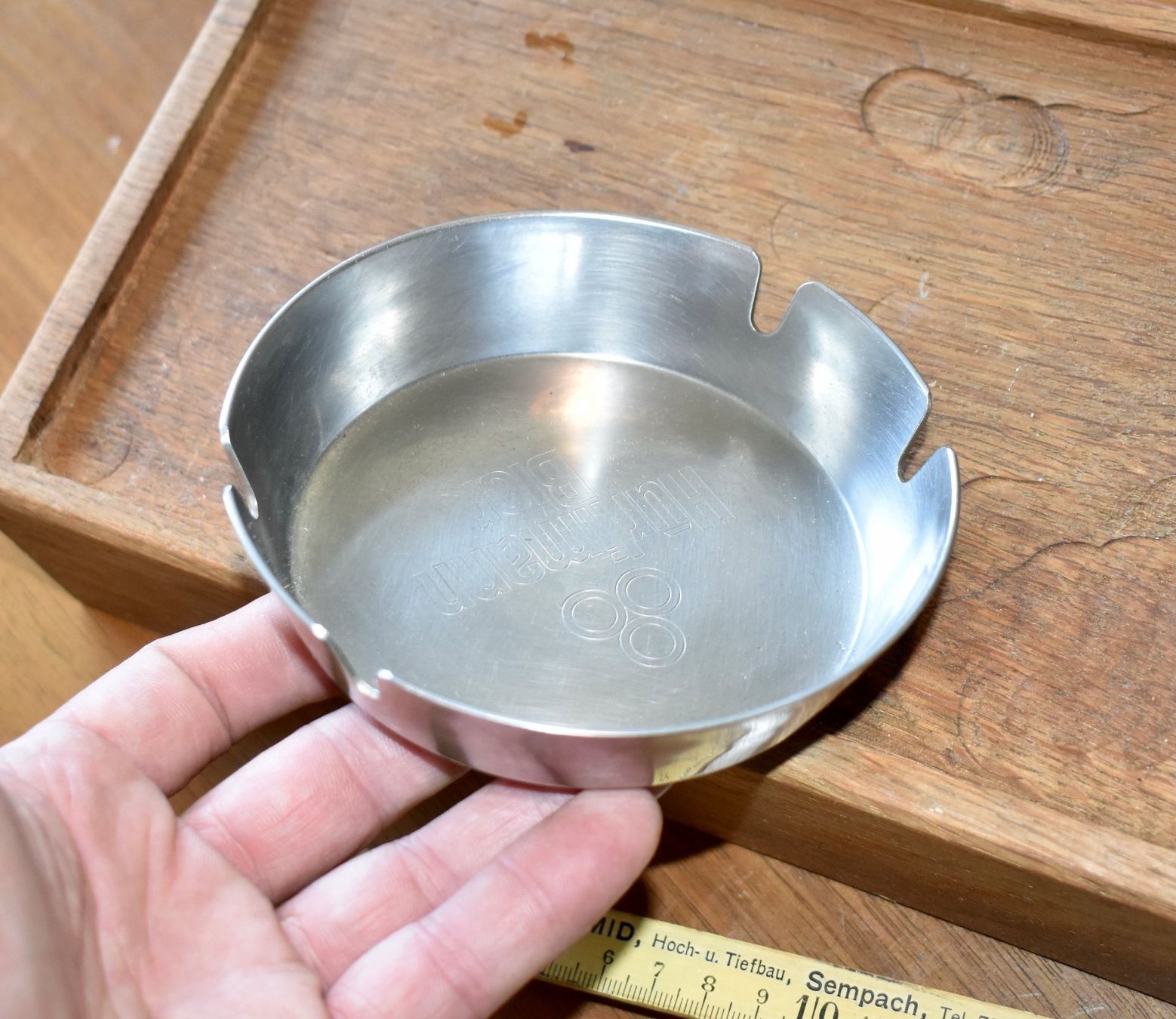 Hürlimann Portacenere: HÜRLIMANN Metall Aschenbecher – Usato da Pfaffhausen venduto da mono_rec 7