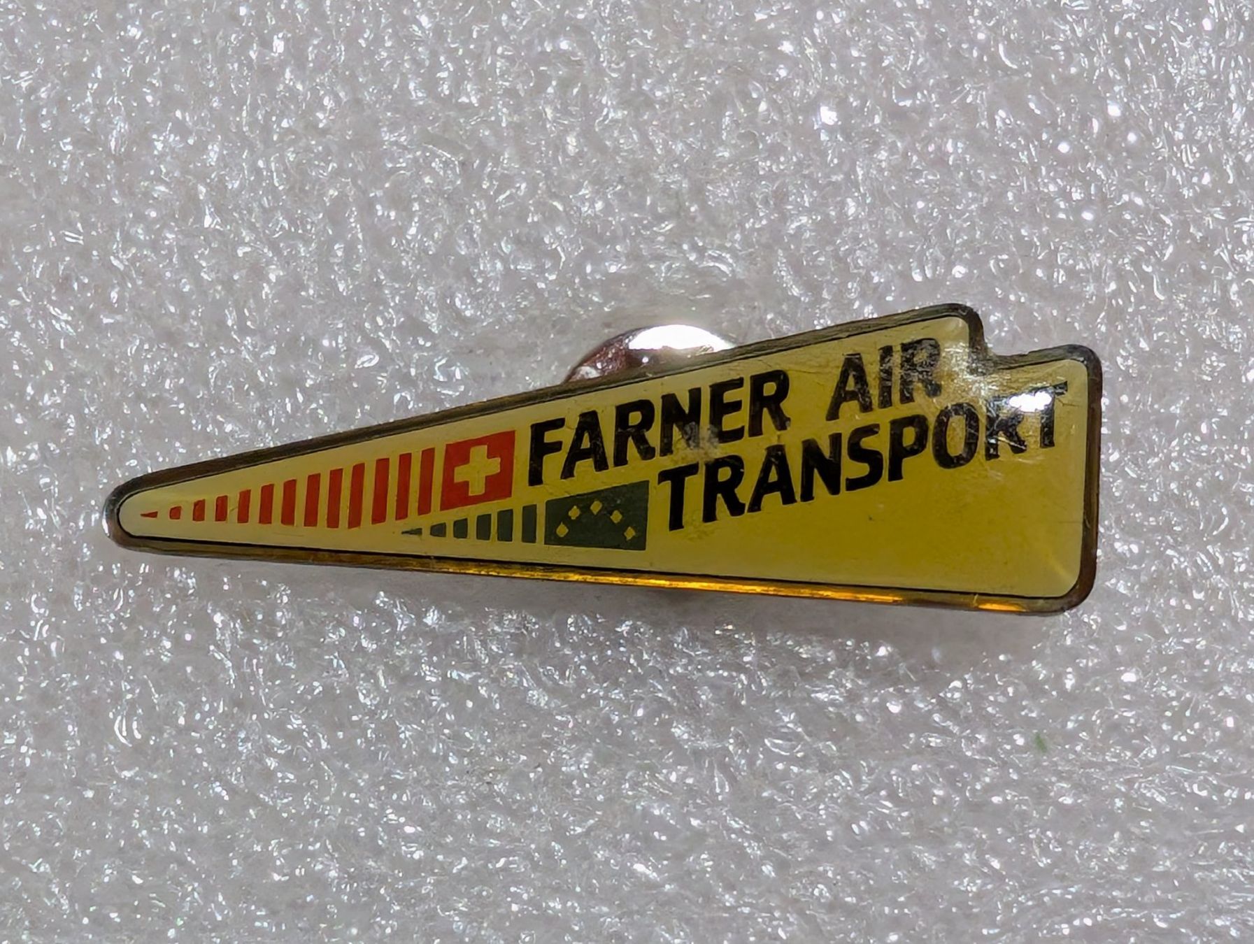 Placchette & Badge: Ansteckpin 281: Farner Air Transport – Usato da Oppligen venduto da Pin-Fall-Shop
