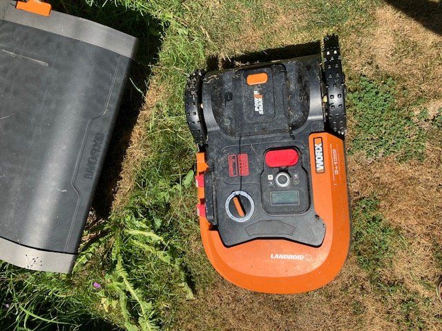 Worx Rasenmäher: Robot tondeuse WORX – Gebraucht aus Haute-Nendaz von Chevrolet72