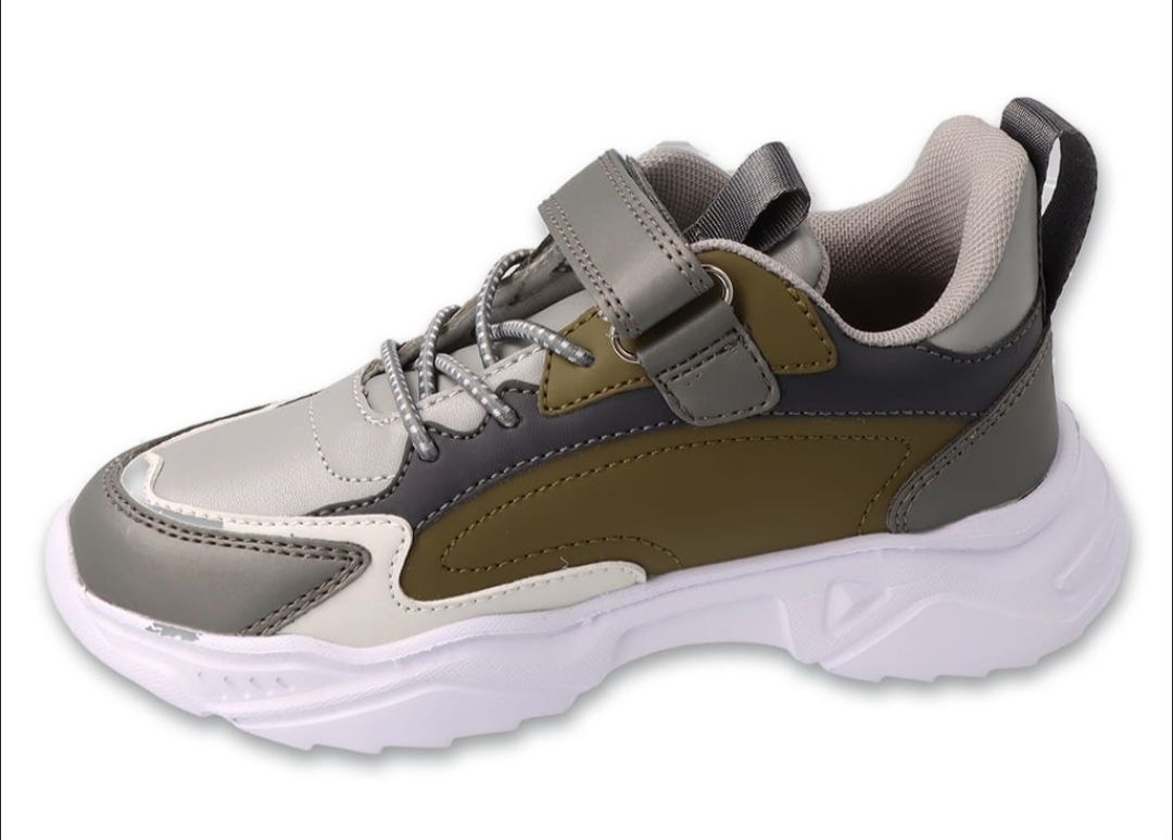 Scarpe per ragazzi: SPORTSCHUHE - Gr. 28 ; NEU! – Nuovo e nell'imballaggio originale da Flumenthal venduto da Krajan 1