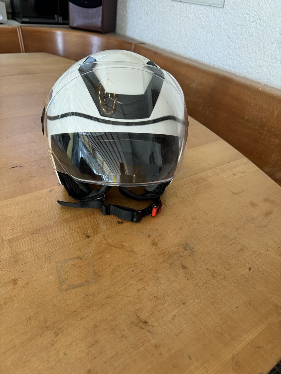 Caschi & visiere: Motorrad Helm – Usato da Dübendorf venduto da Sachs621