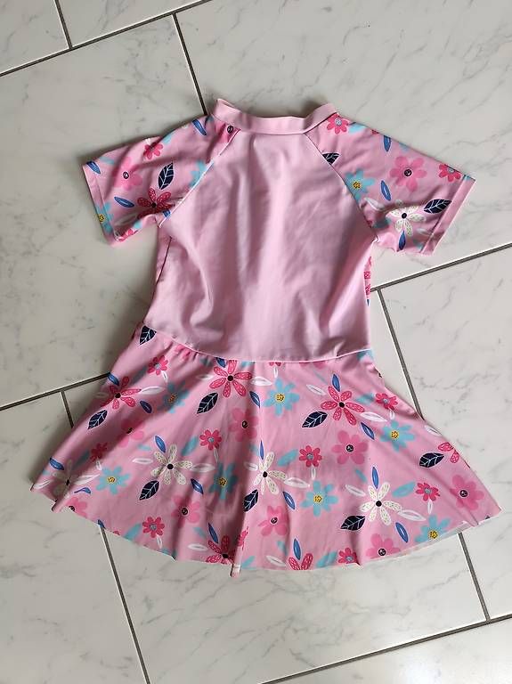 Costumi da bagno & Bikini: Badekleid/Baderock in Grösse 134/140 – Usato da Meilen venduto da Hope777 2
