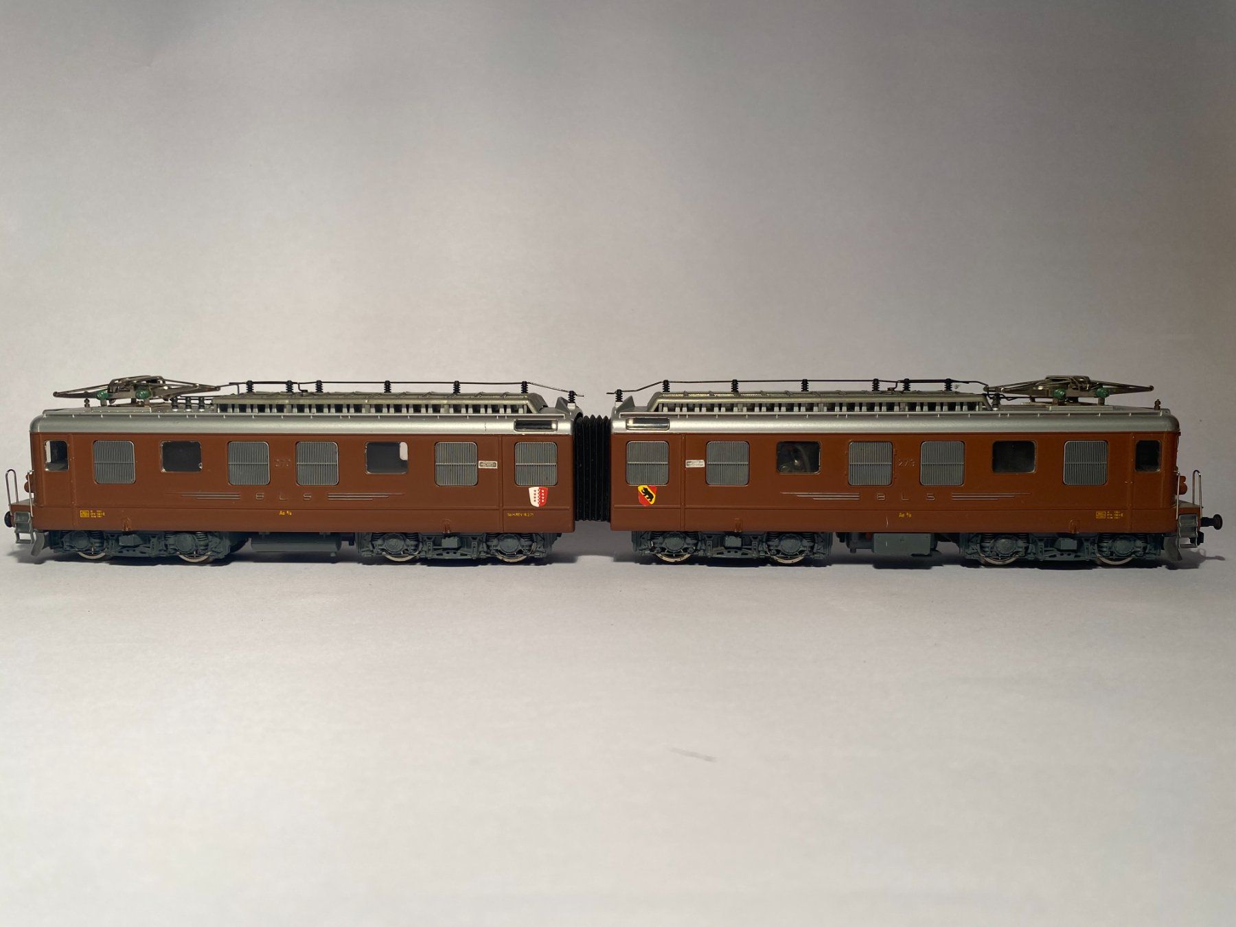 Hag Modellini di ferrovie: Hag E-Lok Ae 8/8 BLS braun AC Analog – Usato da Buchrain venduto da Modellbahn11 2