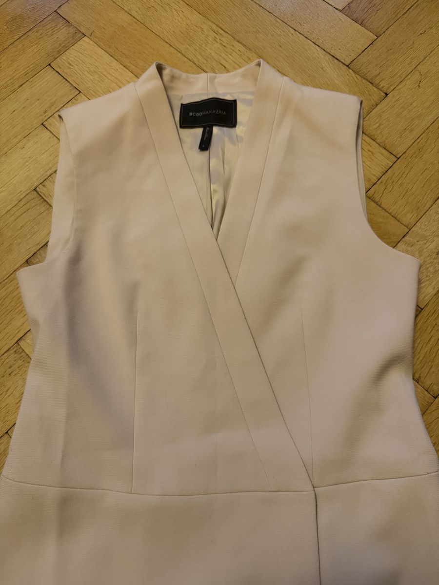 Vestiti: Robe BCBG Max Azria rose poudré nude - taille S – Usato da Lausanne venduto da Stephaniesdressing 2