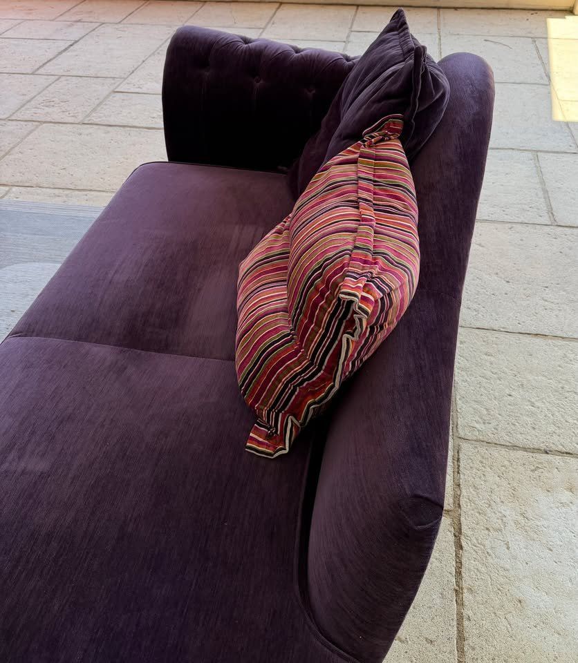 Sofas: Canapé méridienne en velours violet – Gebraucht aus Chêne-Bougeries von Kateryna_kho 2