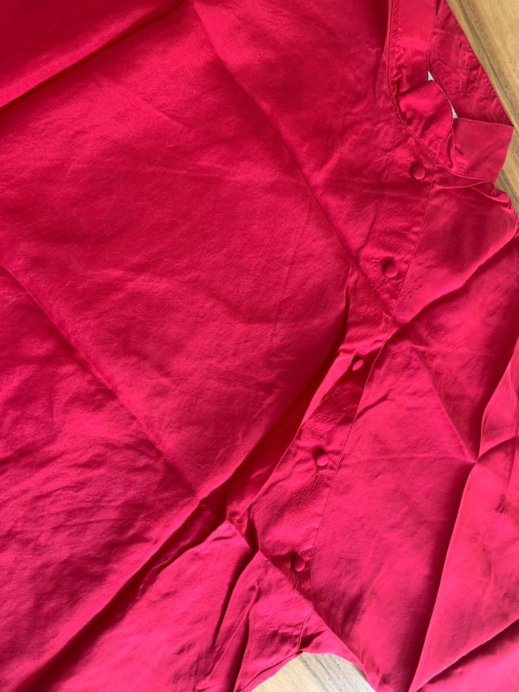 Camicette: Rote Seidenbluse von Chaque-Fois Gr. 42 – Usato da Meiringen venduto da magnooliaa 1