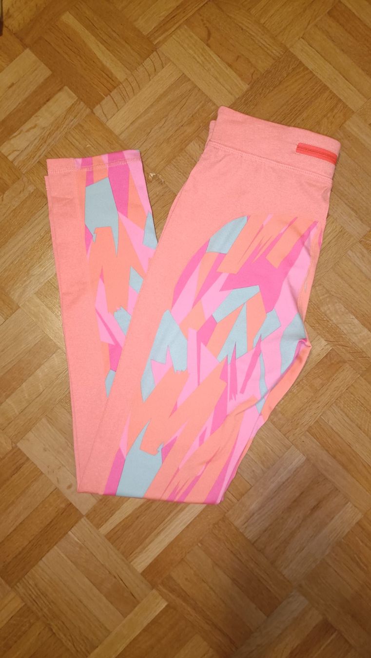 Leggings: Fitness Kleider, Leggings, Top – Usato da Dübendorf venduto da Me_sa 1