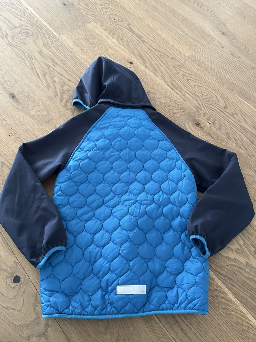 Name It Jacken & Mäntel: Softshelljacke Name it Grösse 146 – Gebraucht aus Küttigen von csei 1