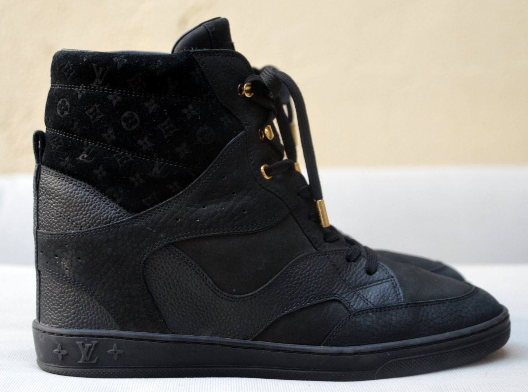 Louis Vuitton Scarpe da donna: Louis Vuitton Sneakers .40 – Usato da Collonges venduto da Allegree 4