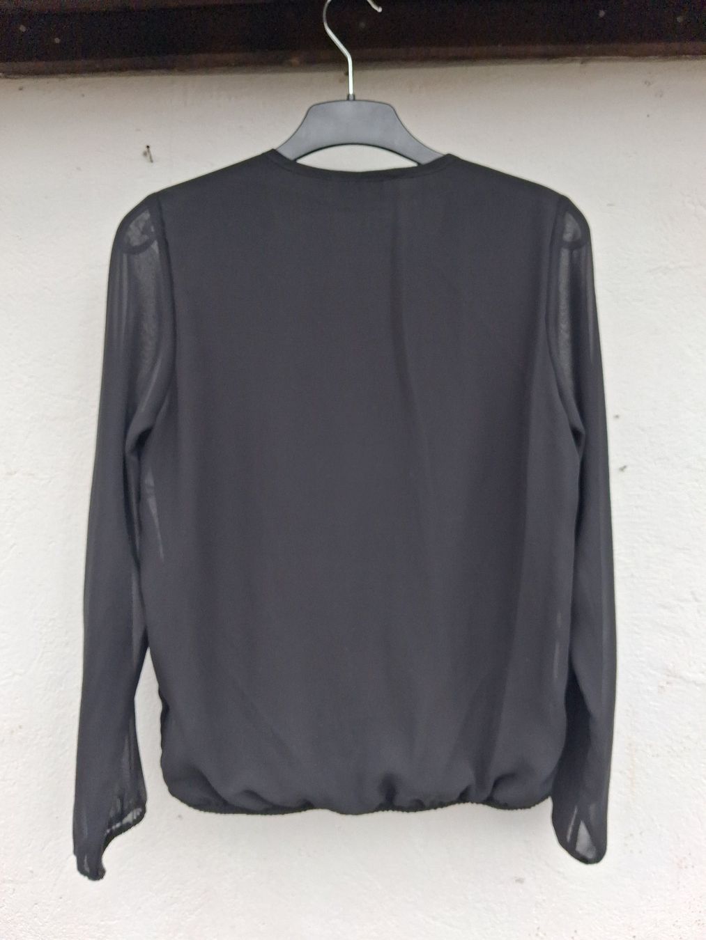 Blusen: Damen Langarmbluse schwarz halbtransparent, 36 – Gebraucht aus Wald ZH von e8e 1