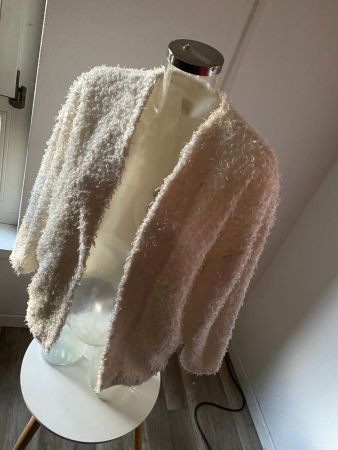 H&M leichtes Abenjäggli Grösse XS