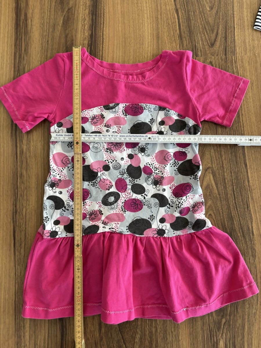 Vestiti & Gonne: Mädchen Sommerkleidli Handmade ca. Gr.110 – Usato da Büsserach venduto da Zimtstaernli19 1