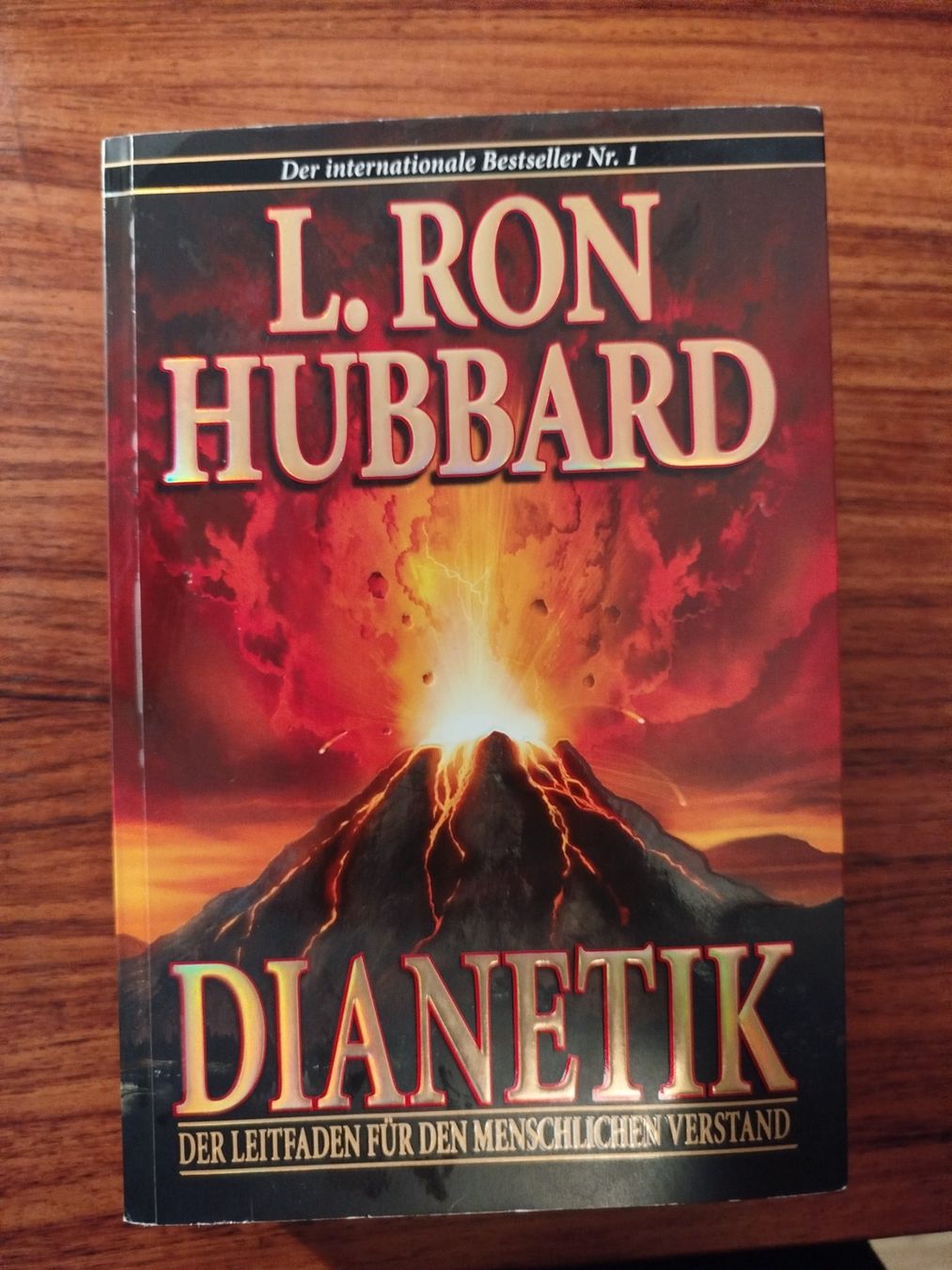 Libri: Dianetik von L. Ron Hubbard – Usato da Wettingen venduto da Beo