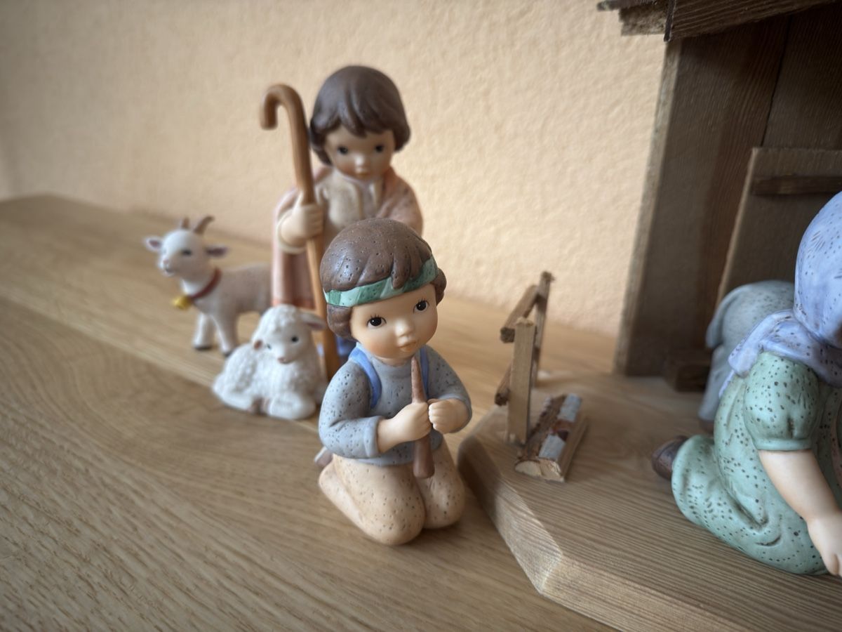 Toutes les décorations: Wunderschöne Goebel Krippe mit Figuren – D'occasion à Sarmenstorf par Nathaliie_21 2